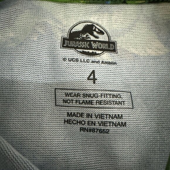 Jurassic Park World boys pajama set NWT 4 dino print varies * See Description - Picture 8 of 13
